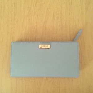 Kate Spade AUTHENTIC. NEW WITH TAGS. Never used.
